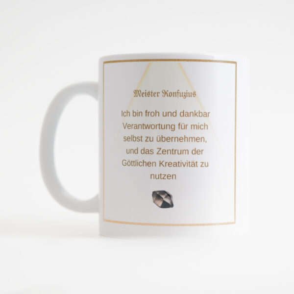 Meister Konfuzius 2. Farbstrahl: goldgelb